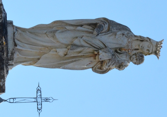 11 sainte anne_statue.JPG